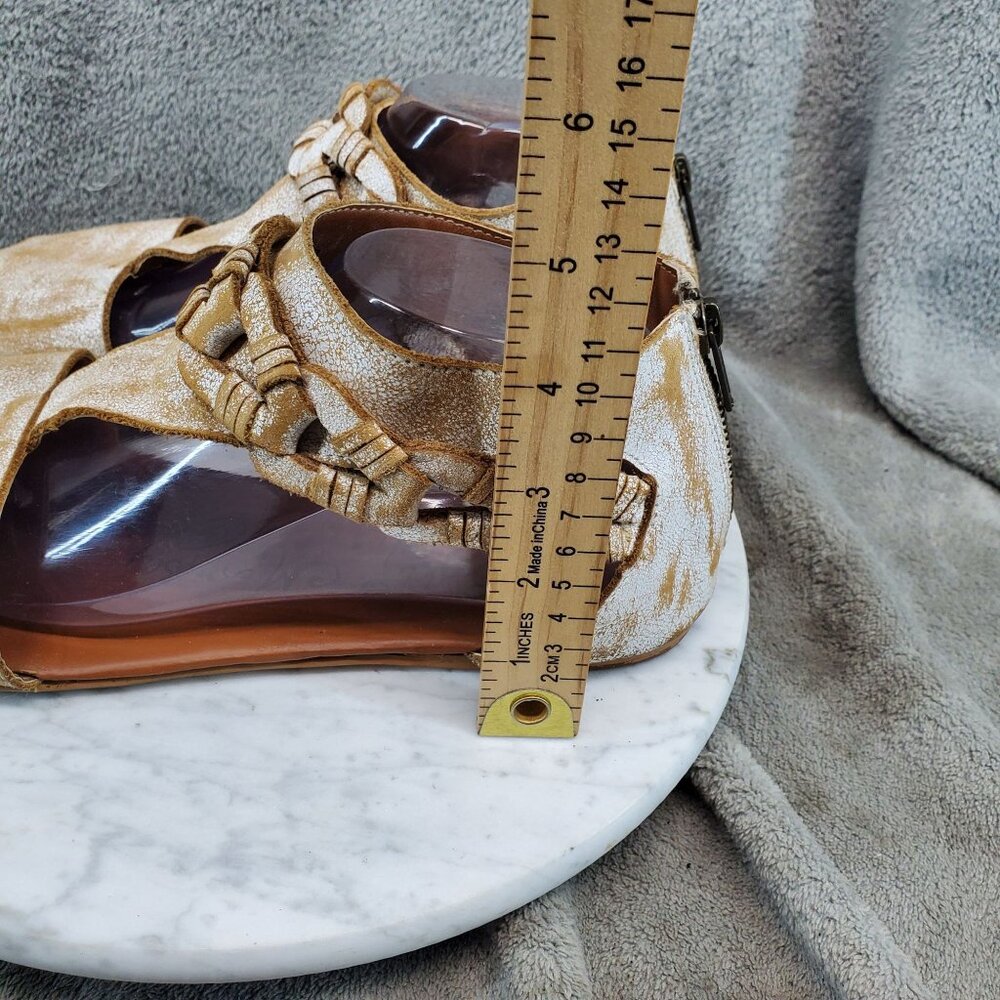 Naughty Monkey Shoes Womens 10 Loop D Loop Tan Le… - image 4